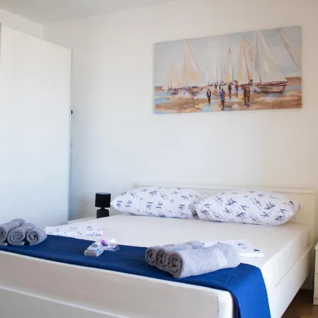Koraljka * Vodice